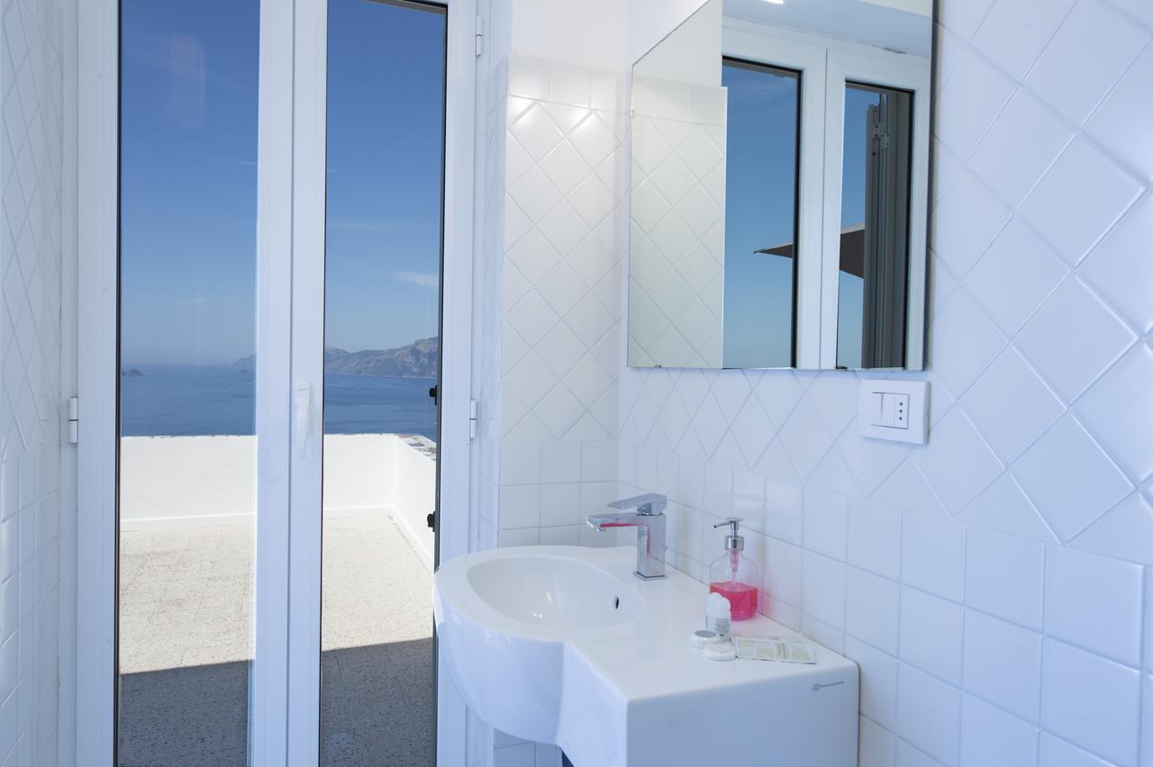 My Shazzy With Amazing Sea View Terrace Leilighet Praiano Eksteriør bilde